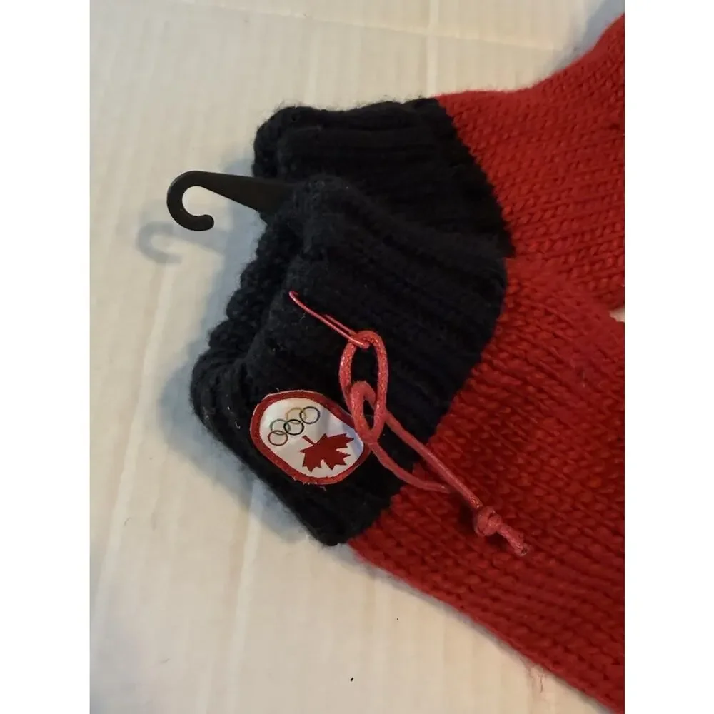 NEW Team Canada 2014 Adult L/XL Sochi Olympic HBC Hudson's Bay Red Mittens